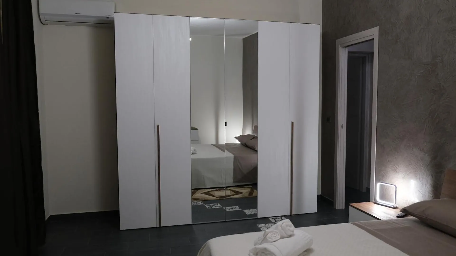 Sweet House Melania Apartment Catania 0*,  Italy