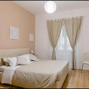 https://charming-25-apartment.it-romehotels.com